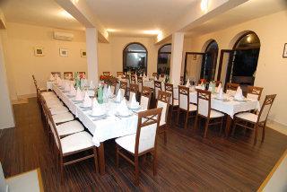 Hotel Stari Dvor 3*